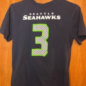 The Nike Tee Seattle Seahawks Russell Wilson #3 Size Youth Large 14/16.  T-shirt